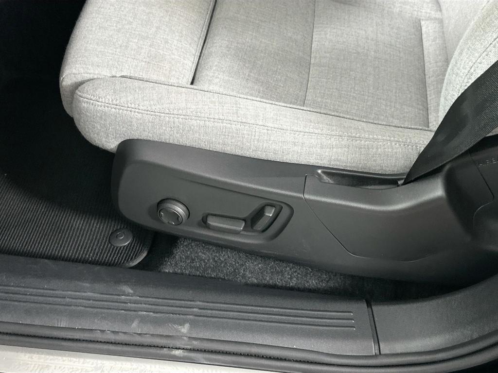 used 2023 Volvo C40 Recharge Pure Electric car, priced at $24,693