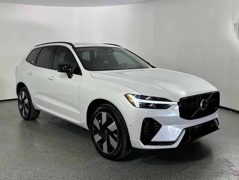 new 2025 Volvo XC60 Plug-In Hybrid car, priced at $68,685