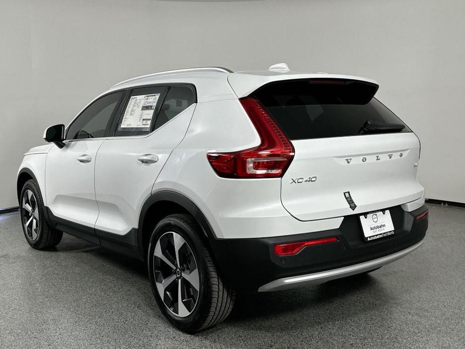 new 2025 Volvo XC40 car, priced at $46,815