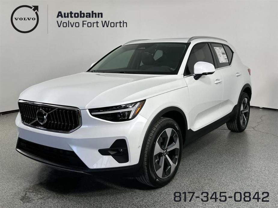 new 2025 Volvo XC40 car, priced at $46,815