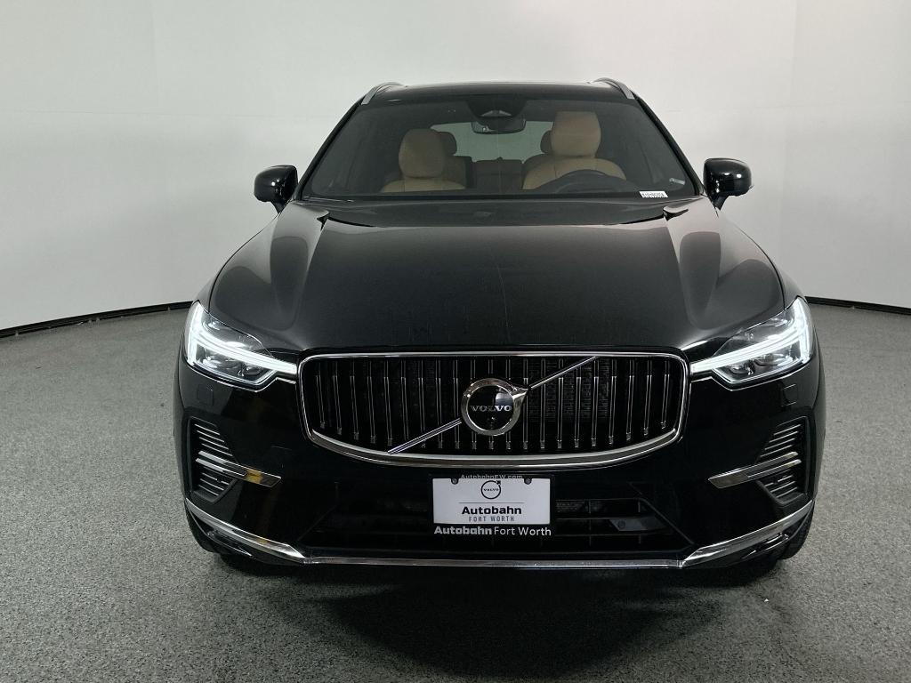 used 2023 Volvo XC60 car, priced at $31,875