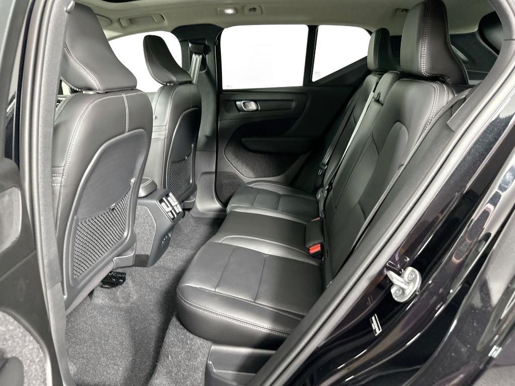 new 2025 Volvo XC40 car, priced at $47,820