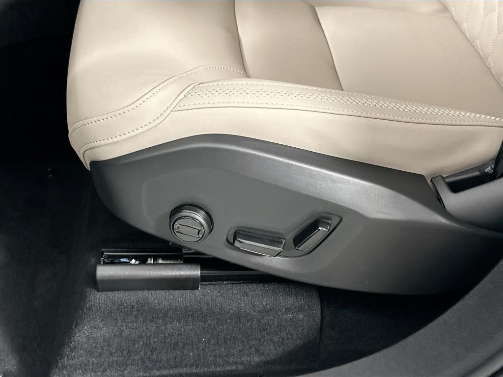 new 2026 Volvo XC90 car, priced at $71,825