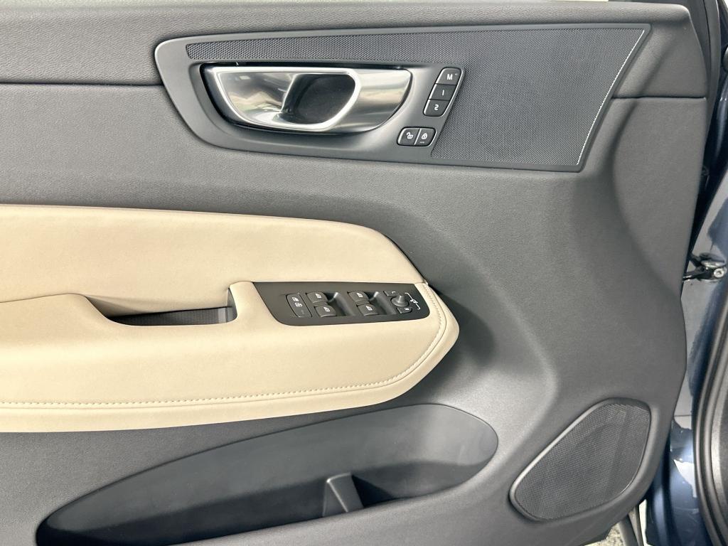 new 2026 Volvo XC60 car, priced at $52,920