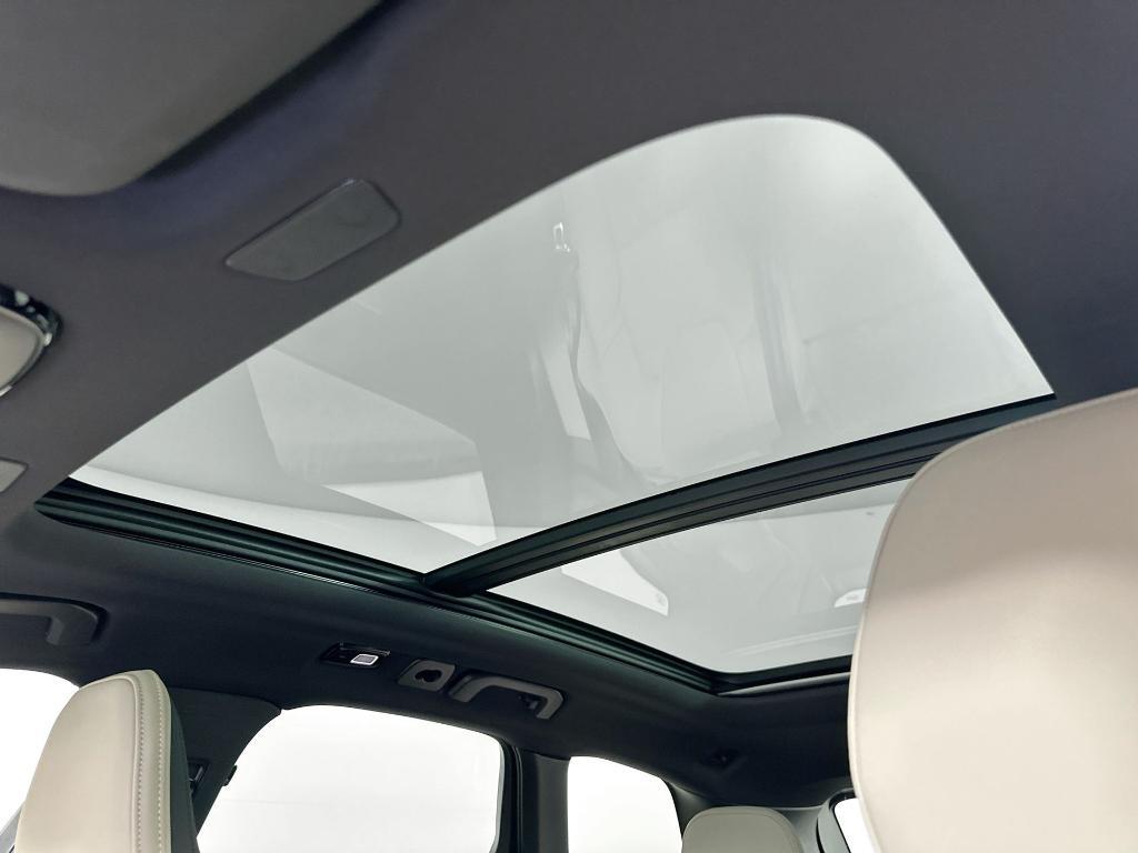 new 2026 Volvo XC60 car, priced at $52,920