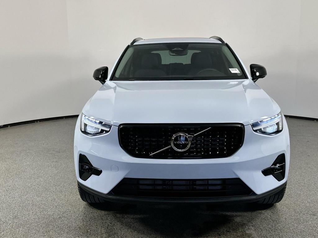 new 2026 Volvo XC40 car