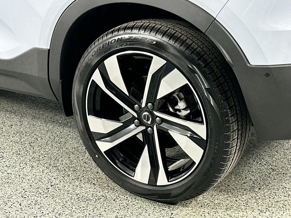 new 2026 Volvo XC40 car
