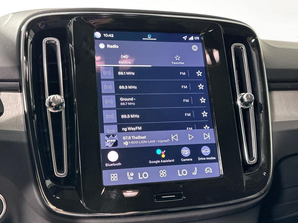 new 2026 Volvo XC40 car