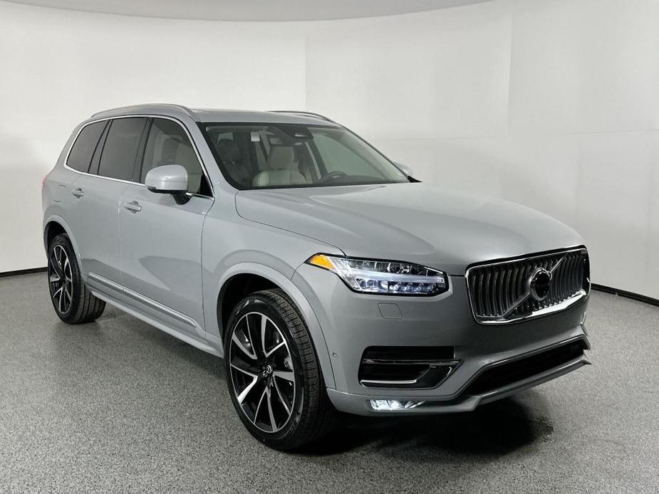 new 2025 Volvo XC90 car, priced at $65,265