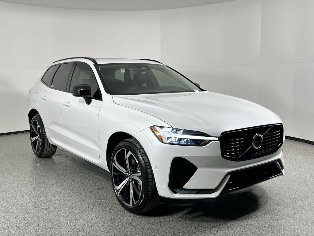 new 2025 Volvo XC60 car, priced at $60,345