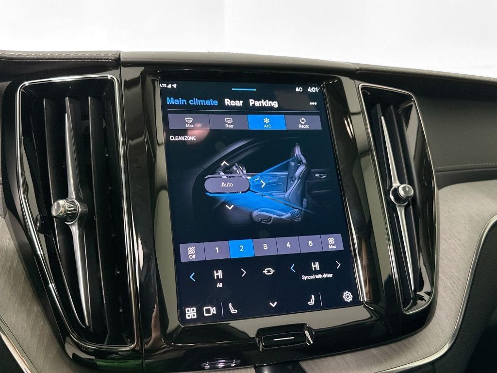 new 2025 Volvo XC60 car, priced at $53,977
