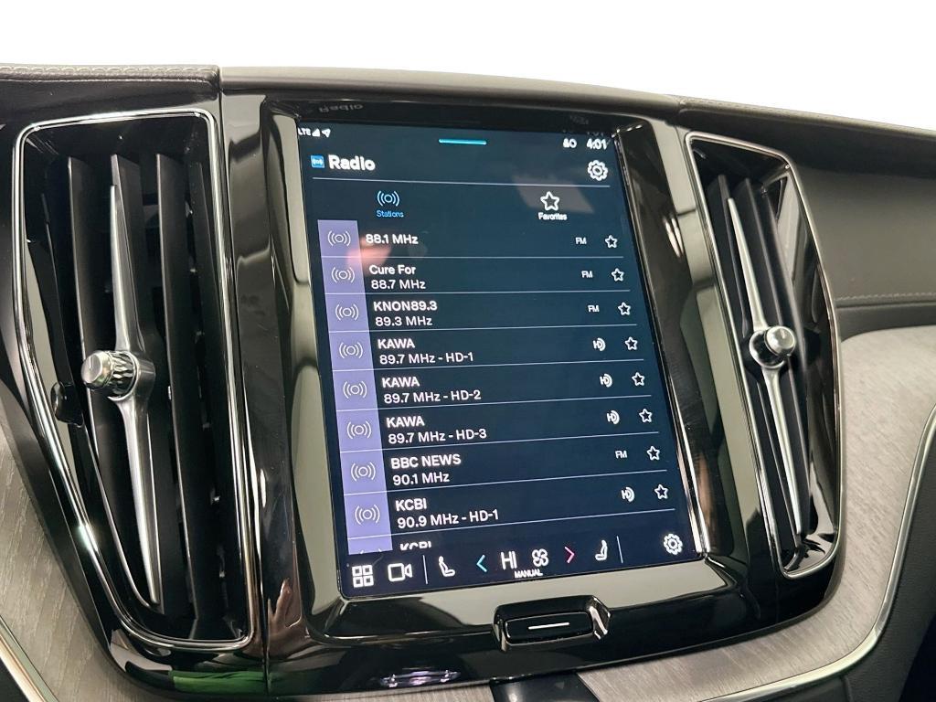 new 2025 Volvo XC60 car, priced at $53,977