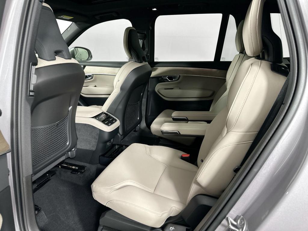 new 2026 Volvo XC90 car, priced at $68,245