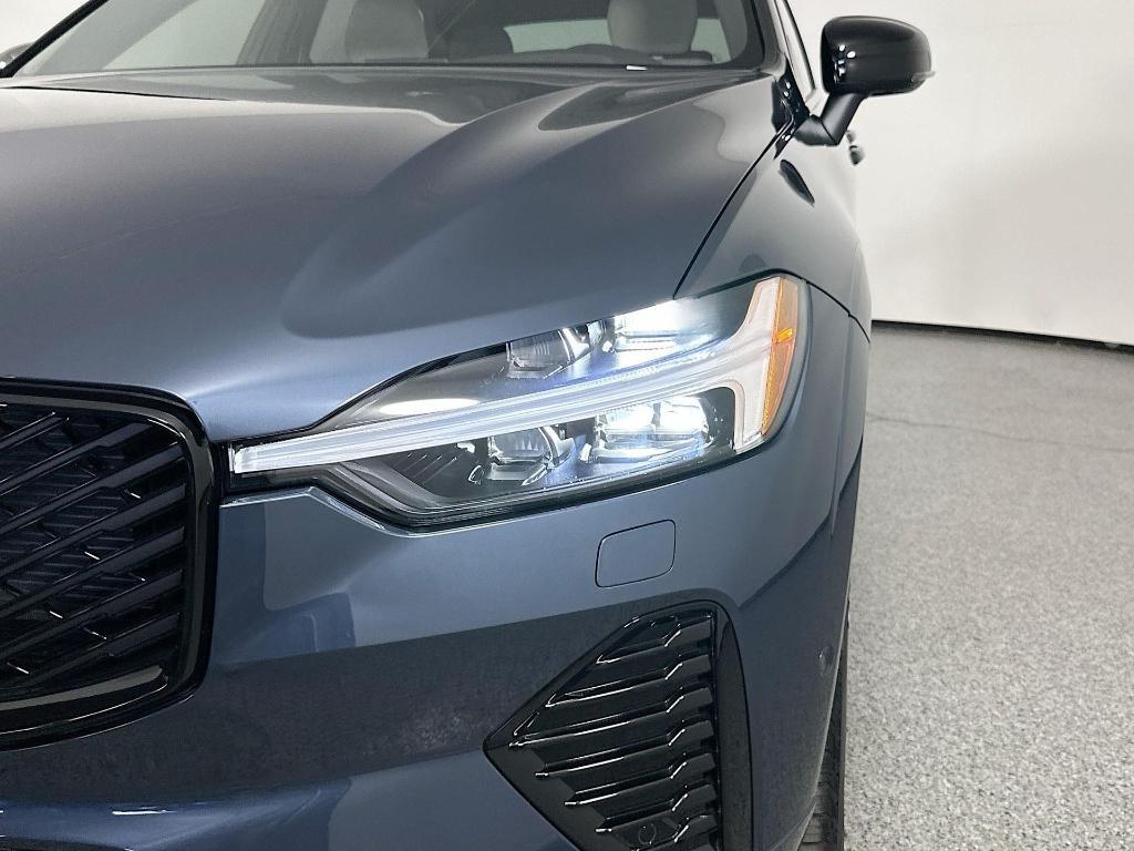 new 2026 Volvo XC60 car, priced at $57,985