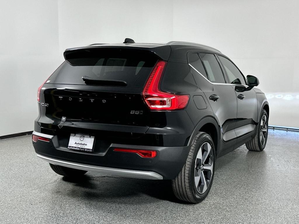 new 2025 Volvo XC40 car, priced at $46,815