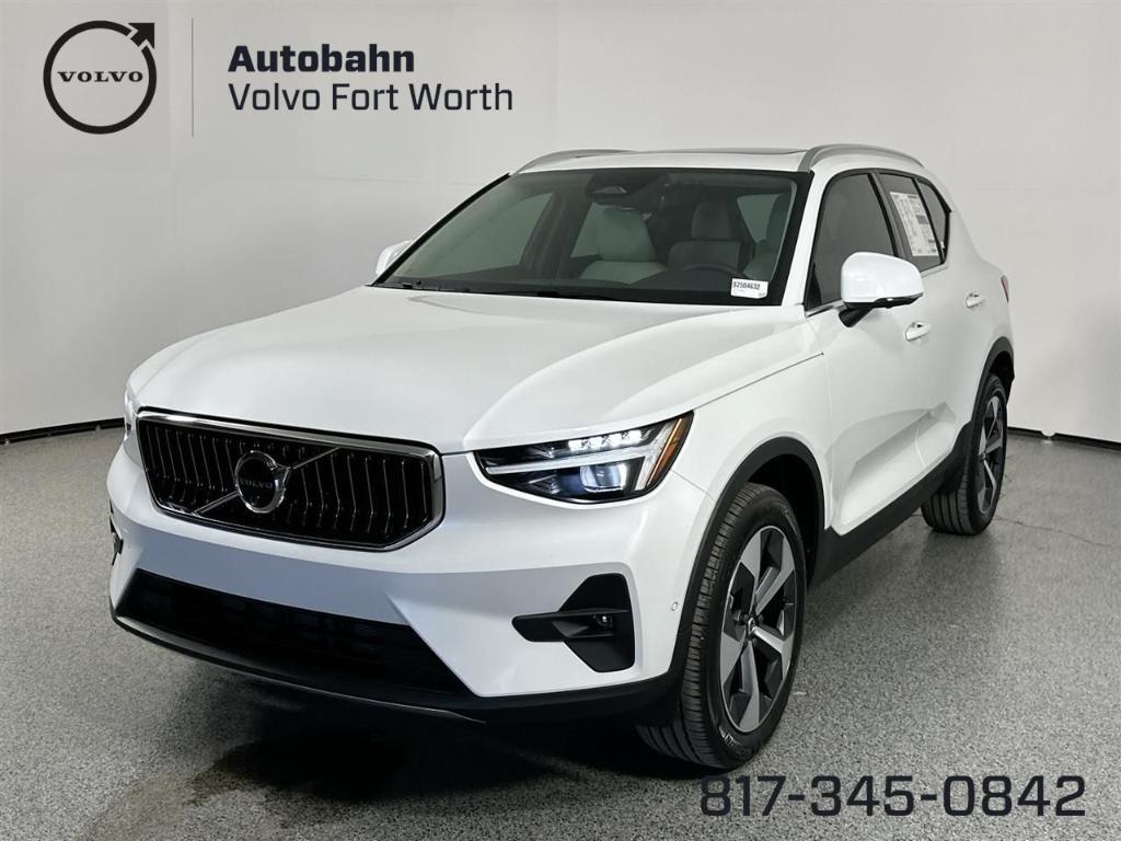 new 2025 Volvo XC40 car, priced at $46,265