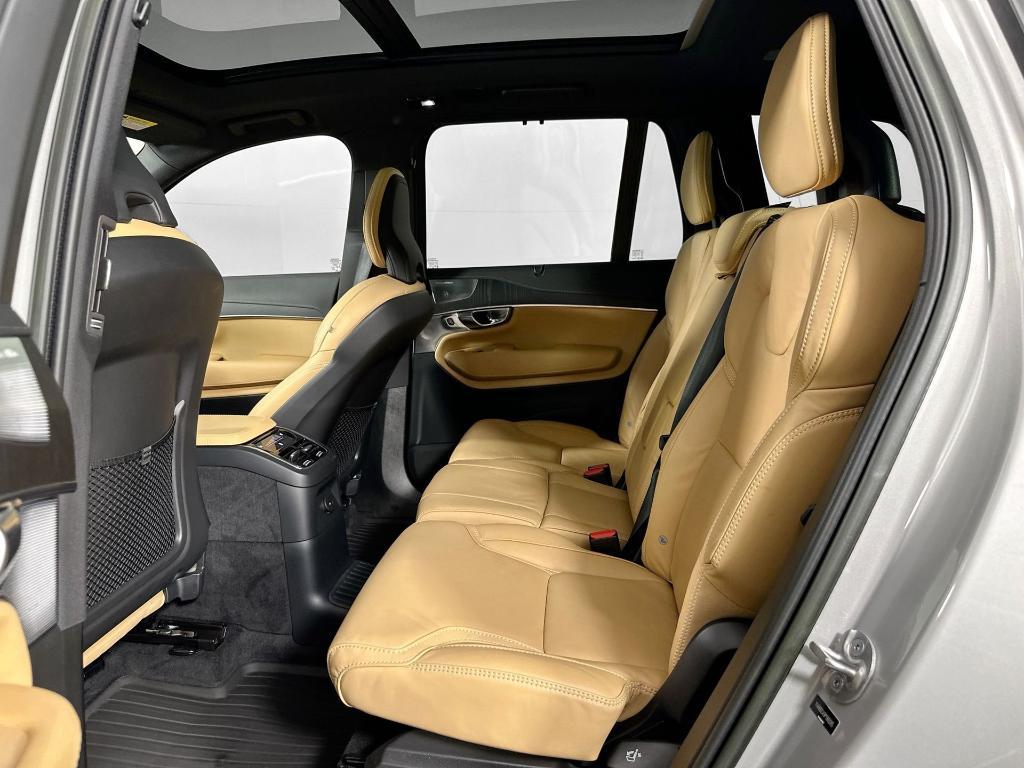 used 2023 Volvo XC90 Recharge Plug-In Hybrid car, priced at $61,991
