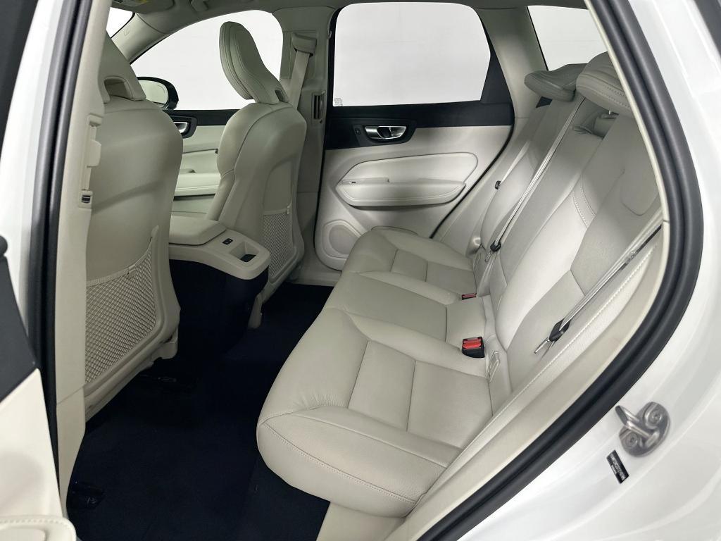 new 2025 Volvo XC60 car, priced at $55,710