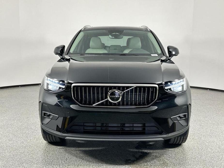 new 2025 Volvo XC40 car, priced at $44,815