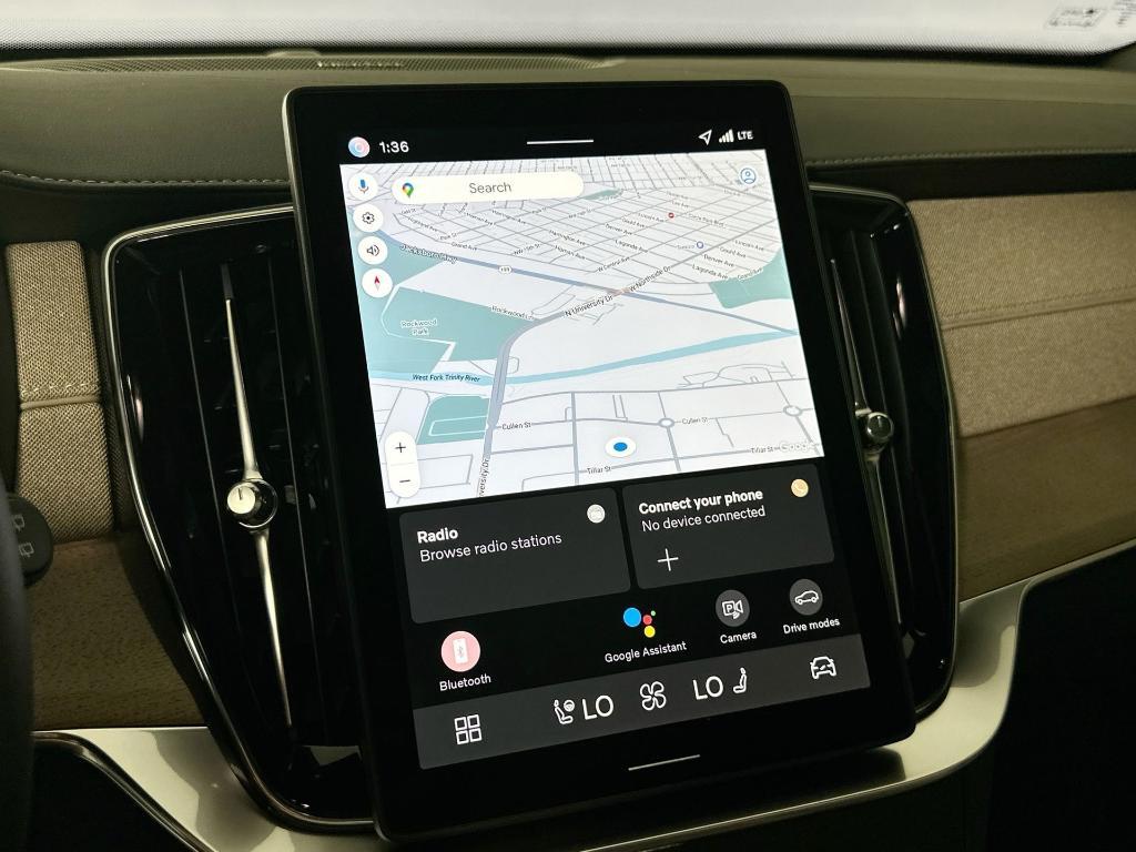 new 2026 Volvo XC90 car, priced at $75,155