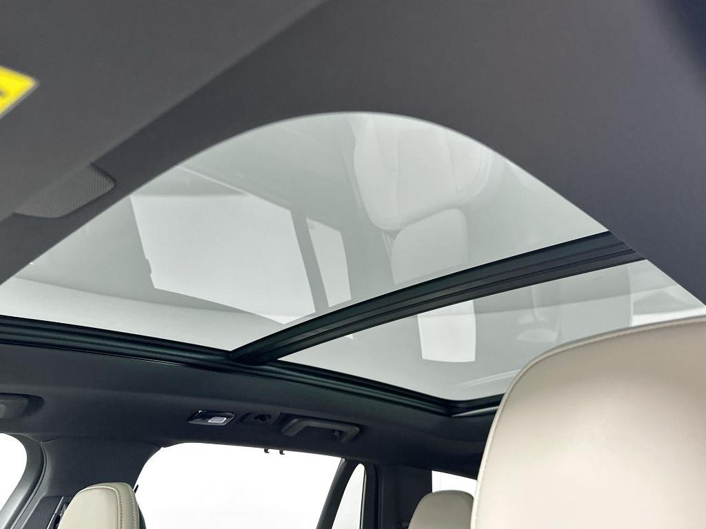 new 2026 Volvo XC90 car, priced at $75,155