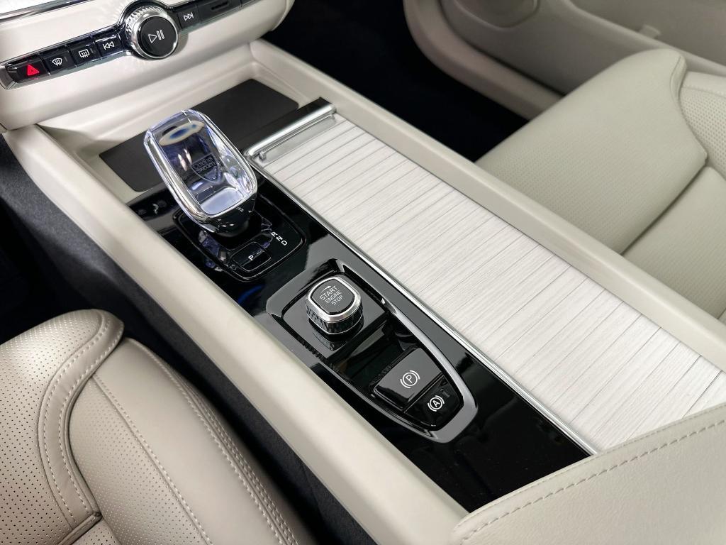new 2026 Volvo XC60 car, priced at $61,435