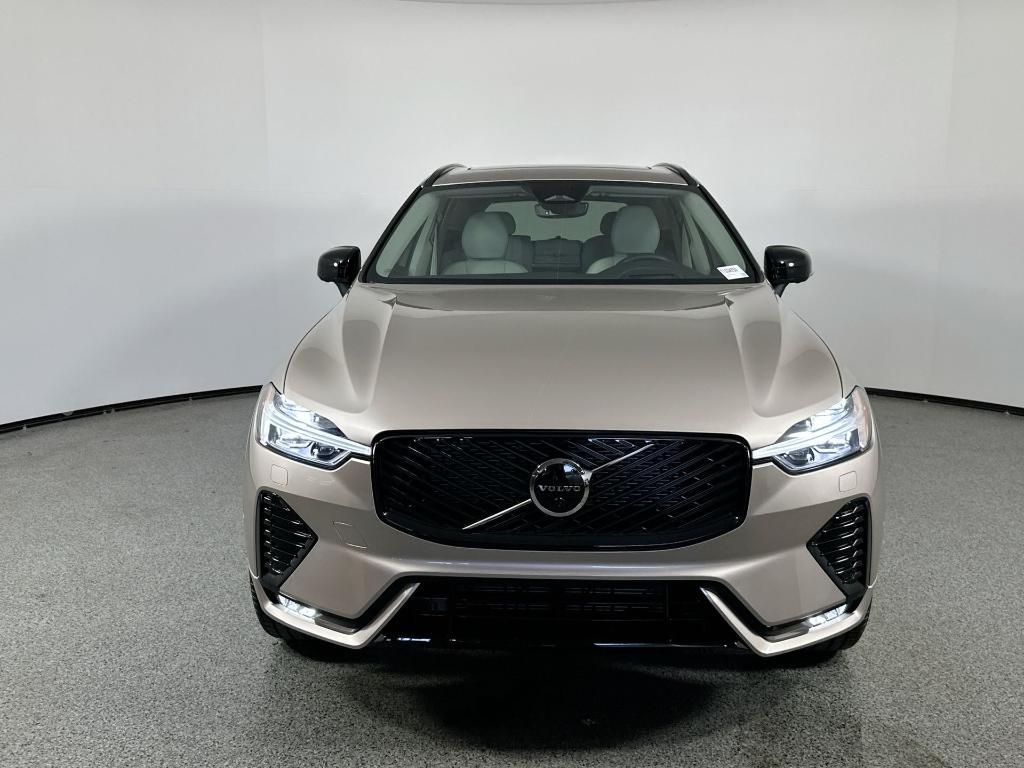 new 2026 Volvo XC60 car, priced at $61,435