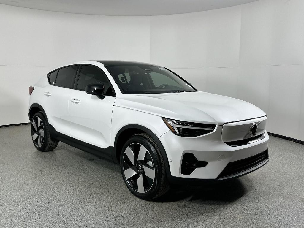 new 2024 Volvo C40 Recharge Pure Electric car, priced at $59,340