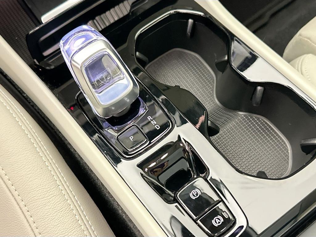 used 2023 Volvo XC40 car, priced at $30,963