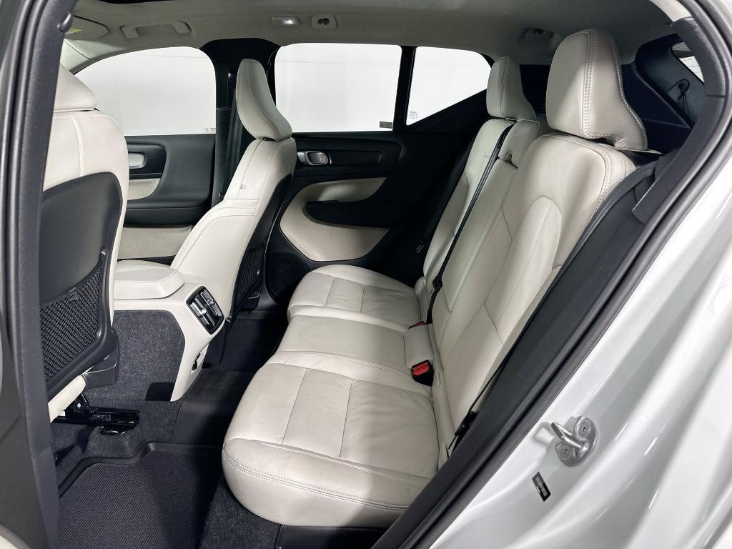 used 2023 Volvo XC40 car, priced at $30,963