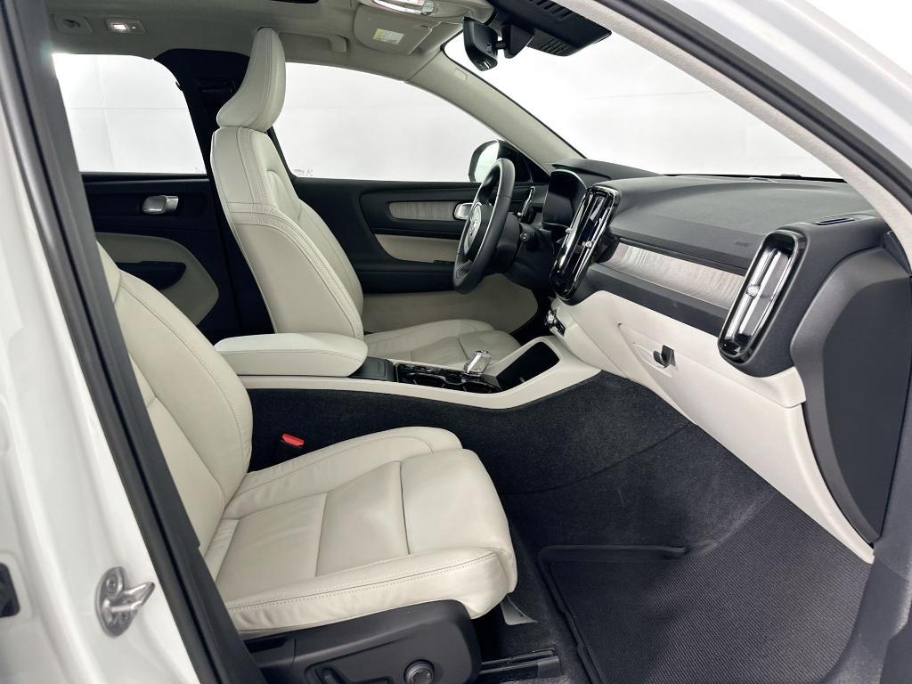 used 2023 Volvo XC40 car, priced at $30,963
