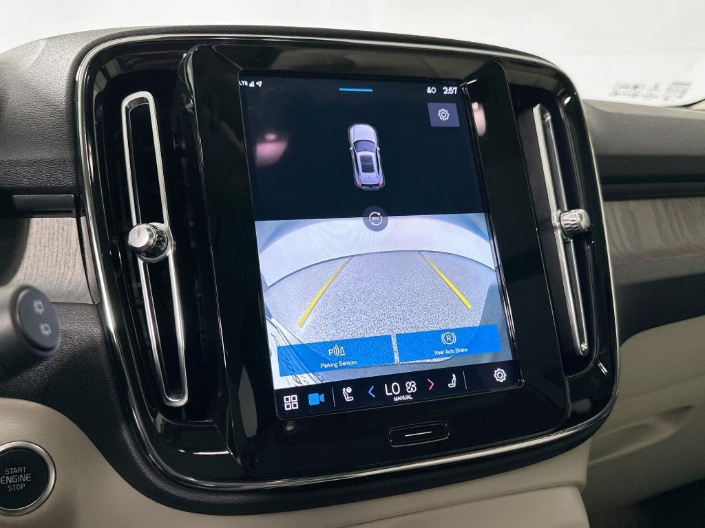 used 2023 Volvo XC40 car, priced at $30,963
