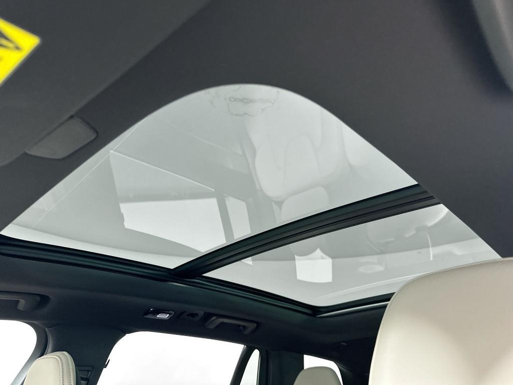 new 2026 Volvo XC90 car, priced at $70,250