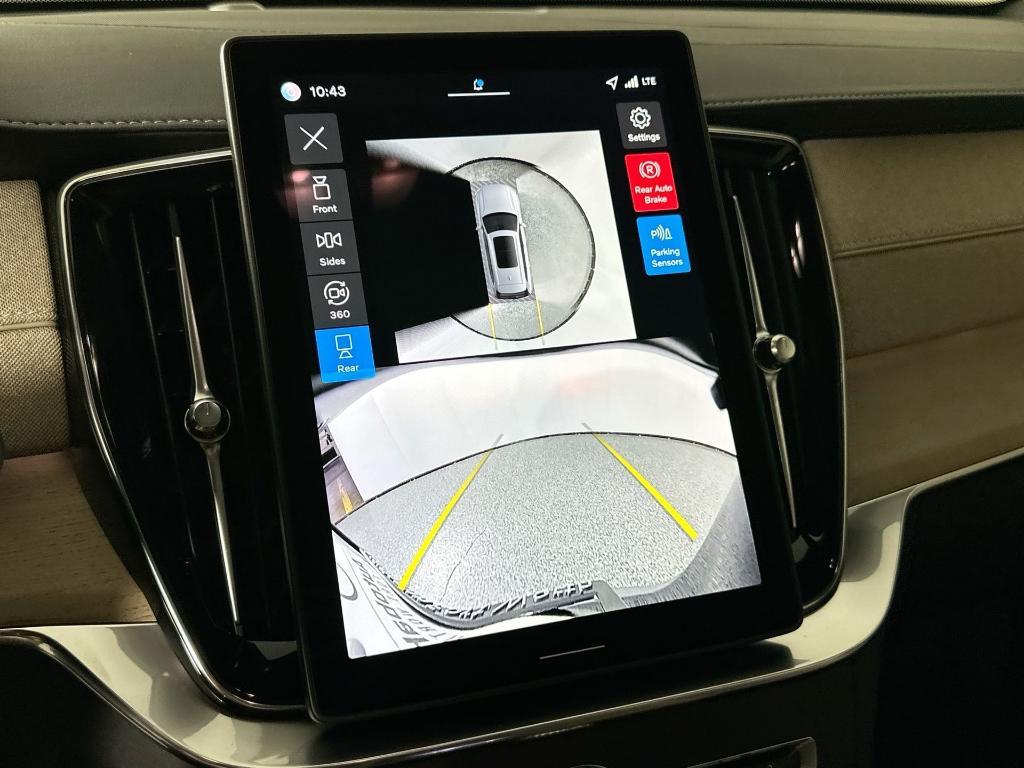 new 2026 Volvo XC90 car, priced at $70,250