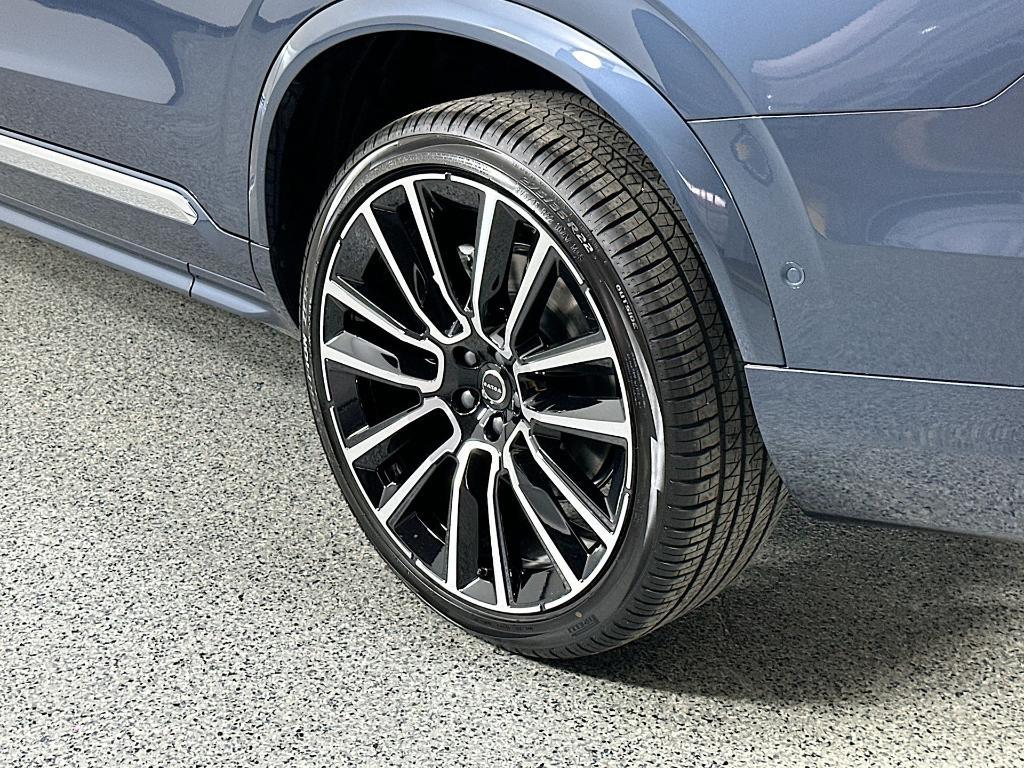 new 2026 Volvo XC90 car, priced at $70,250