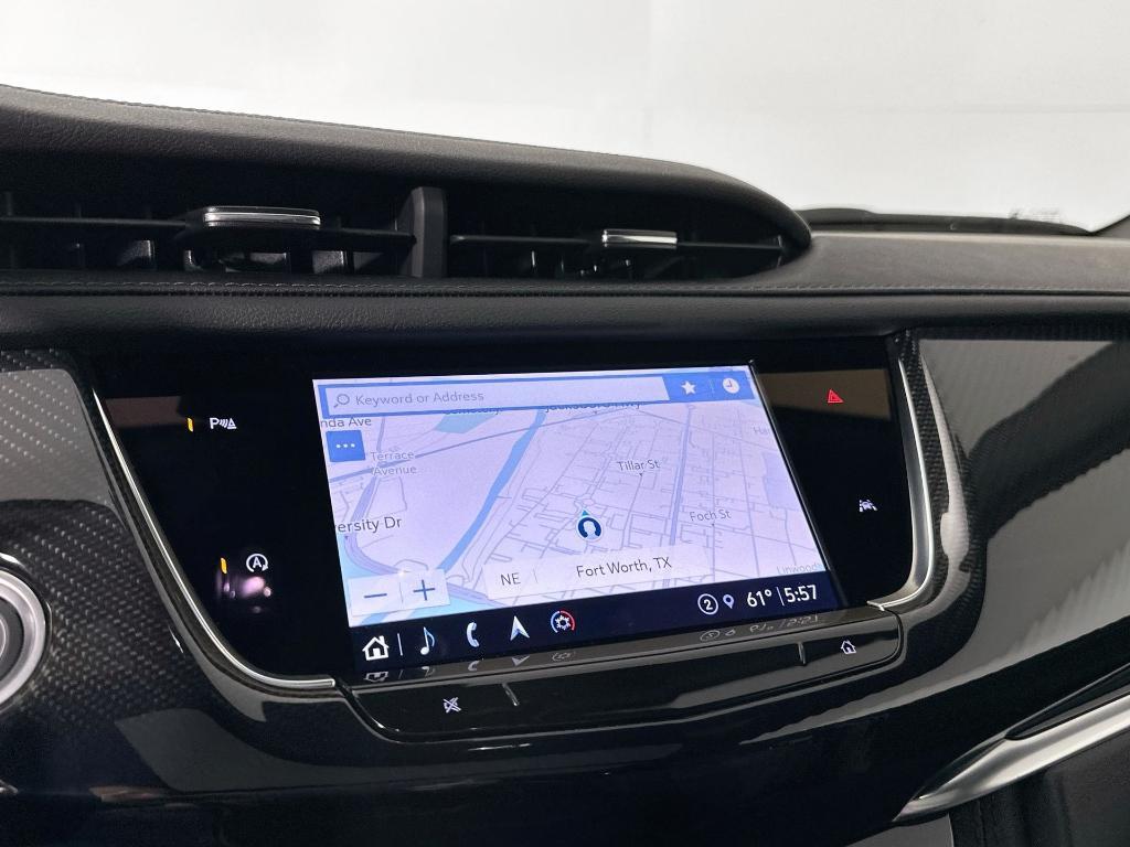 used 2024 Cadillac XT6 car, priced at $55,596