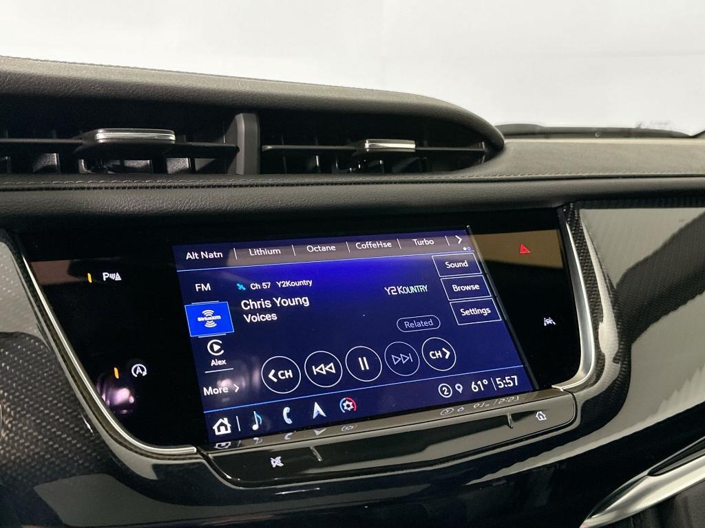 used 2024 Cadillac XT6 car, priced at $55,596