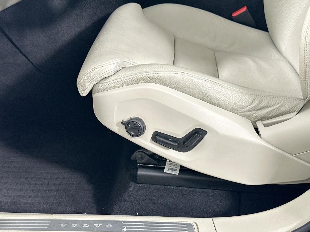 used 2019 Volvo XC60 car, priced at $20,591