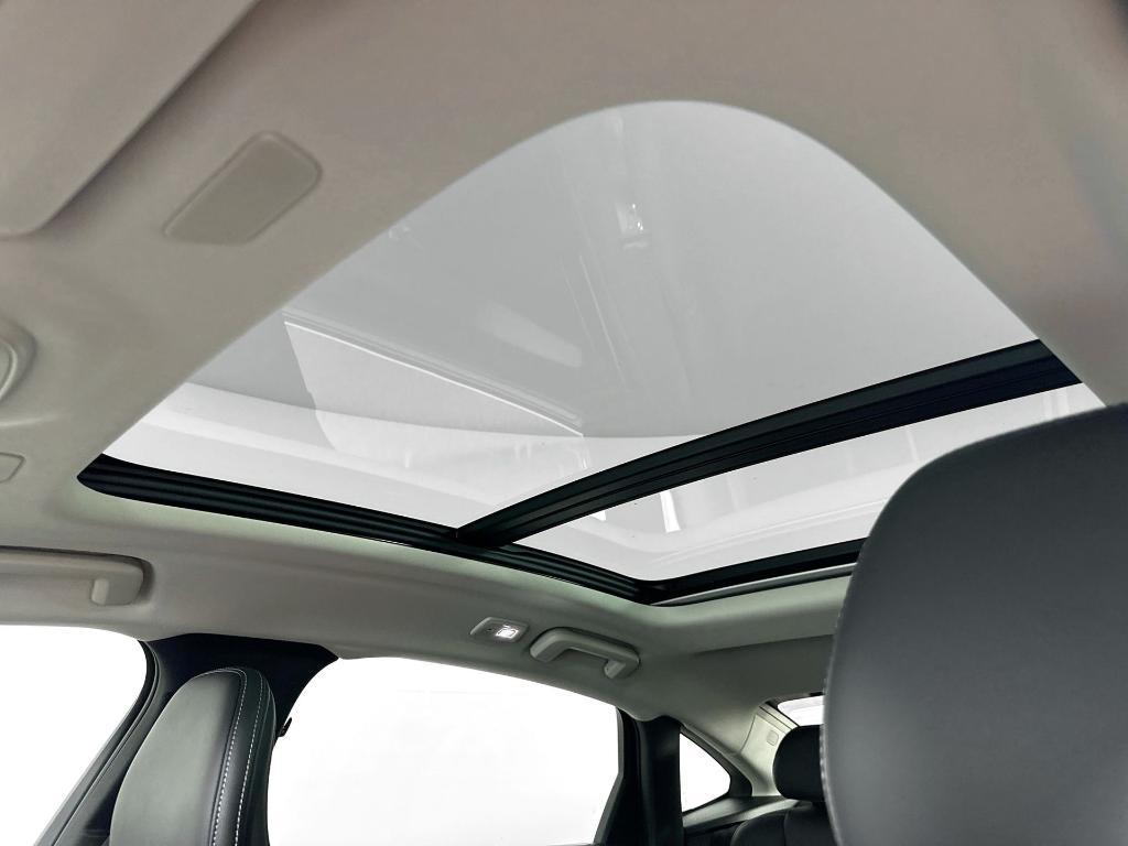 new 2025 Volvo S90 car, priced at $64,891