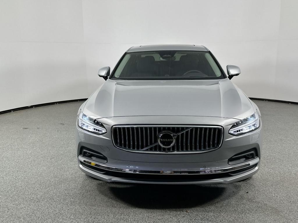 new 2025 Volvo S90 car, priced at $69,795