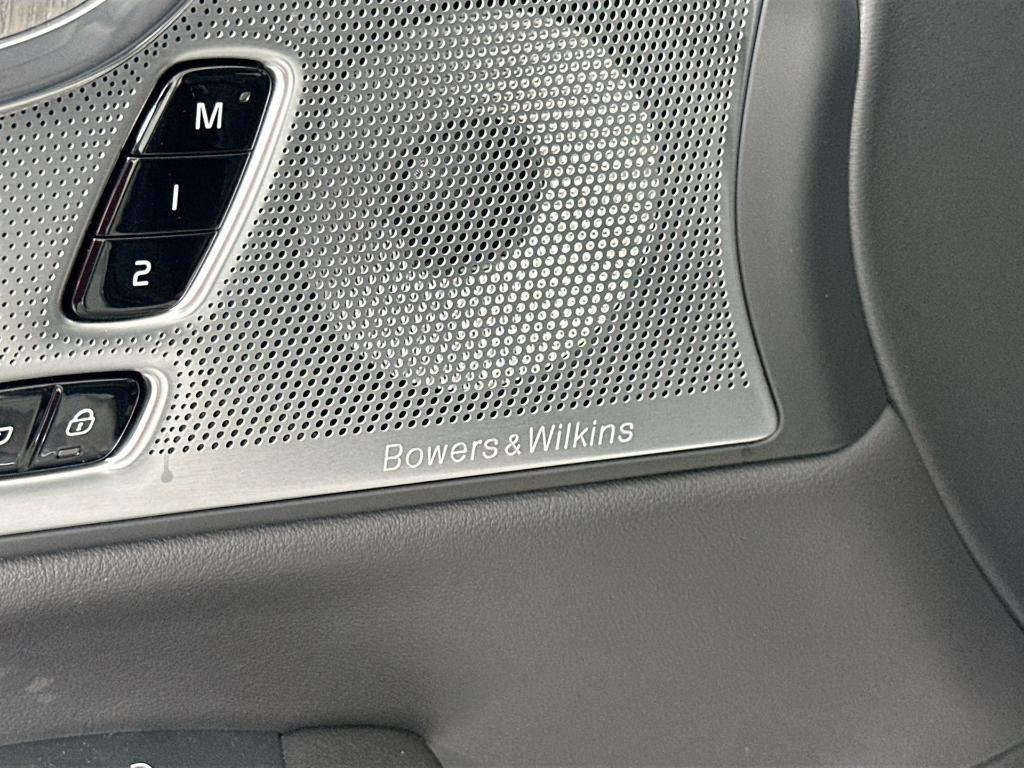 new 2025 Volvo S90 car, priced at $64,891