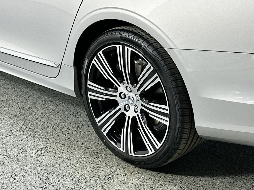 new 2025 Volvo S90 car, priced at $64,891