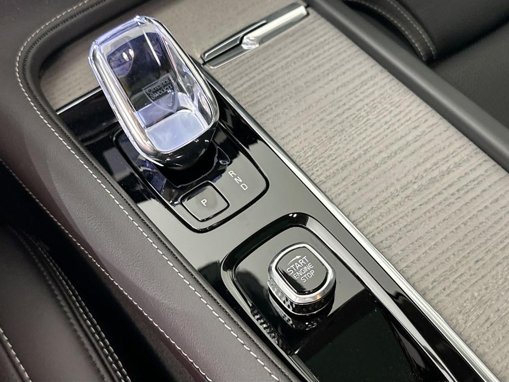 new 2025 Volvo S90 car, priced at $69,795
