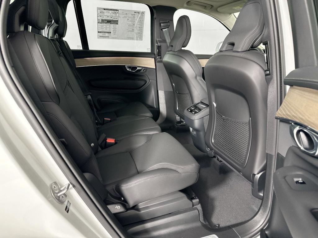 new 2025 Volvo XC90 car, priced at $58,681