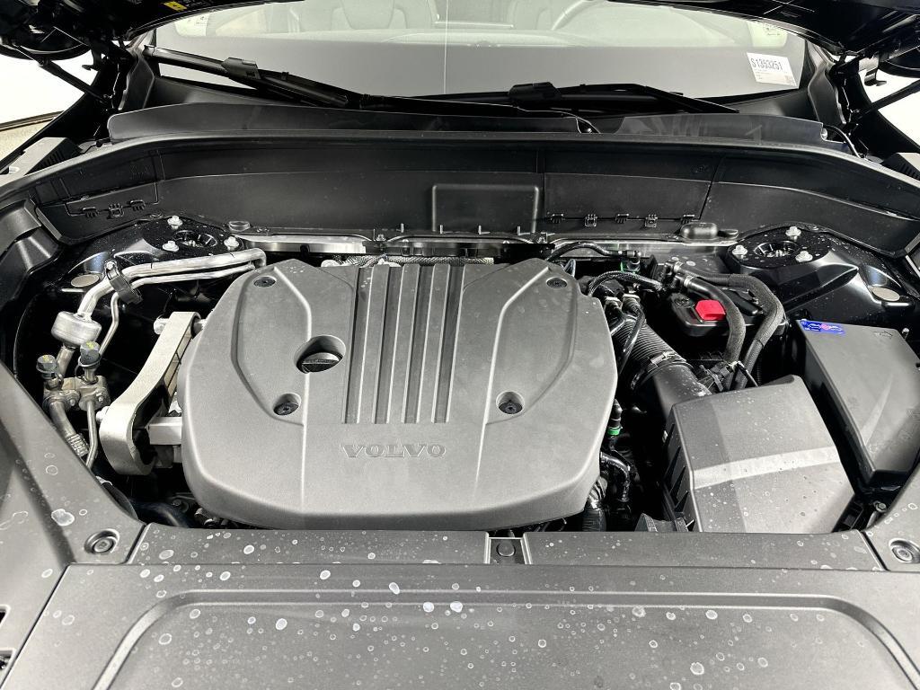new 2025 Volvo XC90 car, priced at $53,661