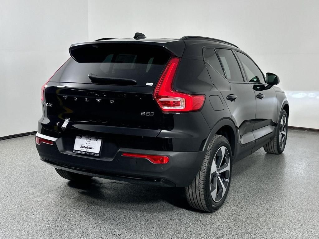 new 2025 Volvo XC40 car, priced at $45,645