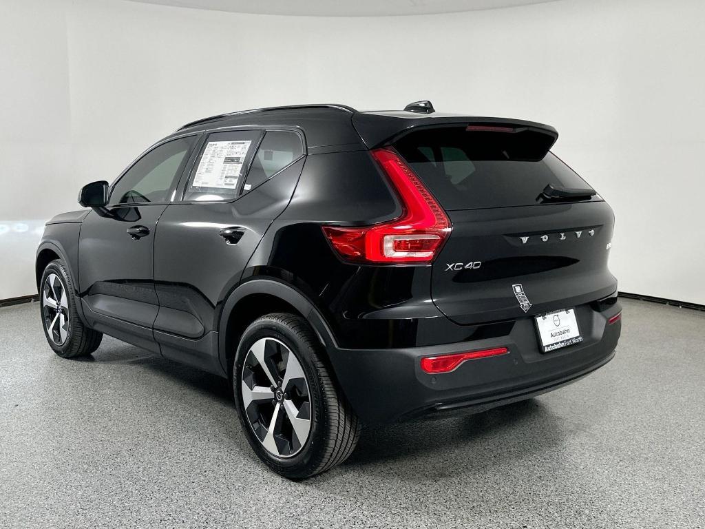 new 2025 Volvo XC40 car, priced at $45,645