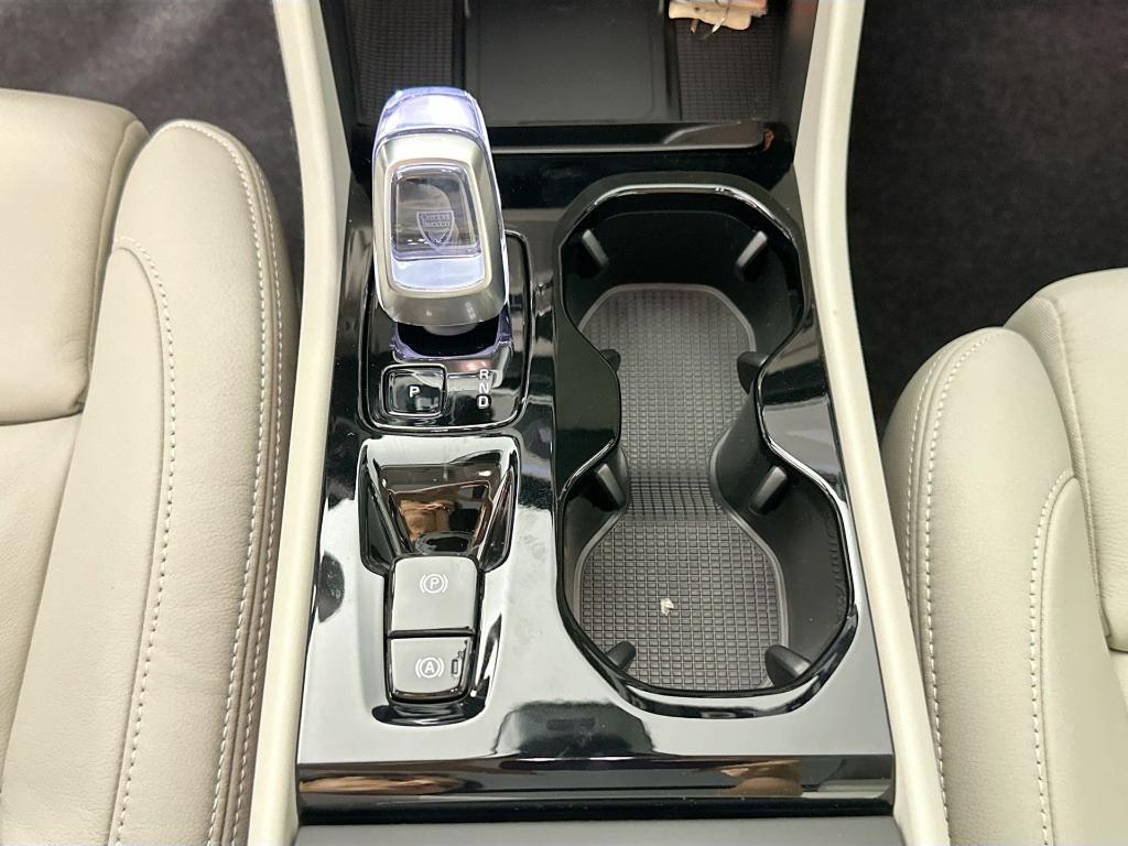 new 2026 Volvo XC40 car, priced at $45,850