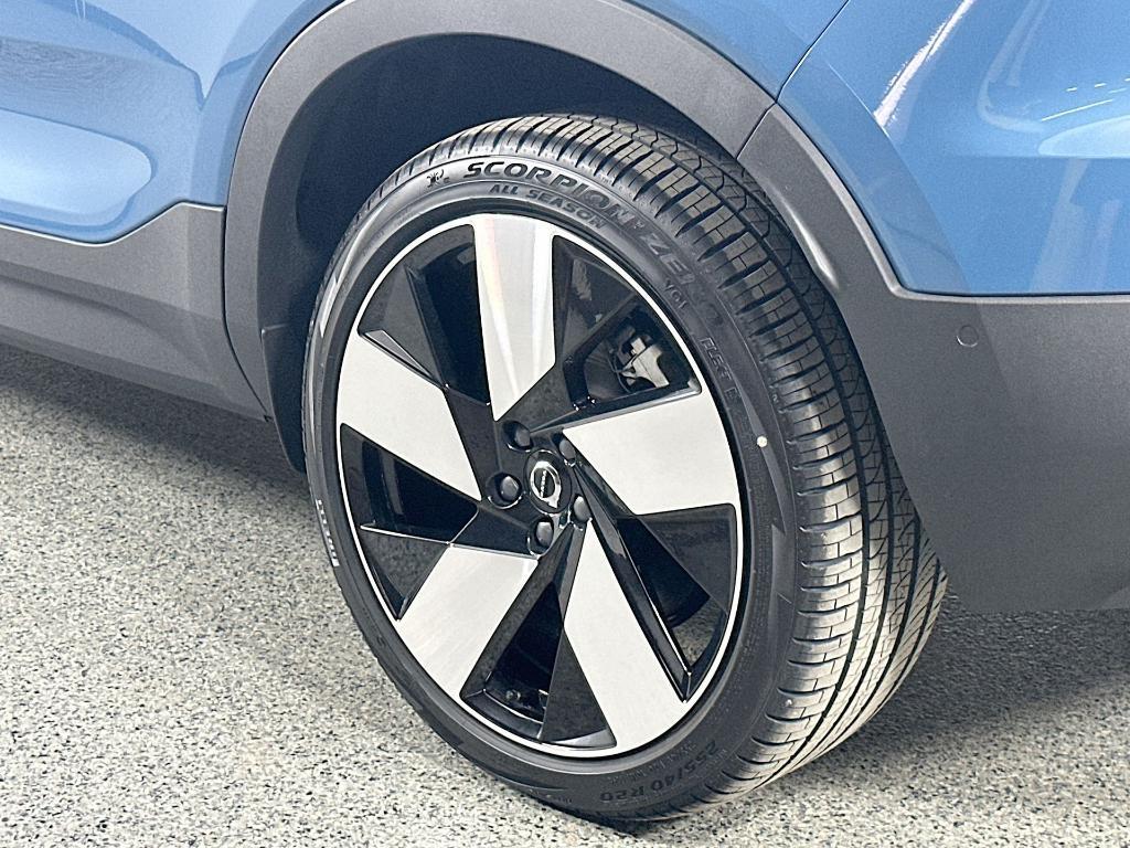 new 2024 Volvo C40 Recharge Pure Electric car, priced at $52,991