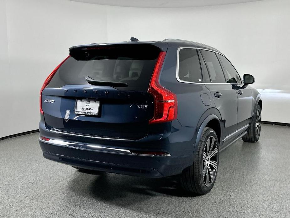 new 2025 Volvo XC90 Plug-In Hybrid car